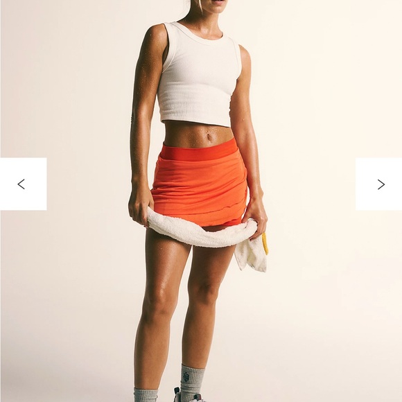 FP Movement White Free Throw Muscle Tank- XL - Picture 3 of 7